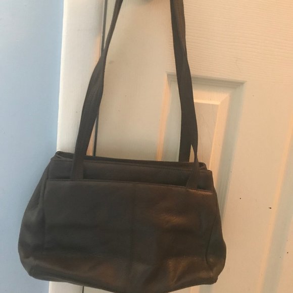 Stone Mountain pebble leather bag - Picture 2 of 2